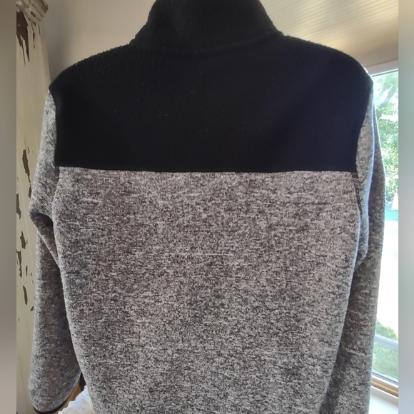 Eddie Bauer Fleece Lined 1/4 zip in Black and Gray Large - Picture 5 of 9